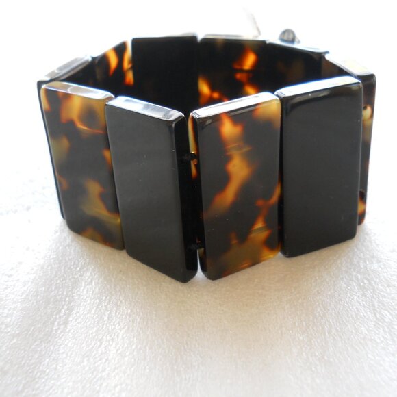 NINE WEST - Faux Tortoise Shell Bracelet 11-30 - Picture 1 of 2